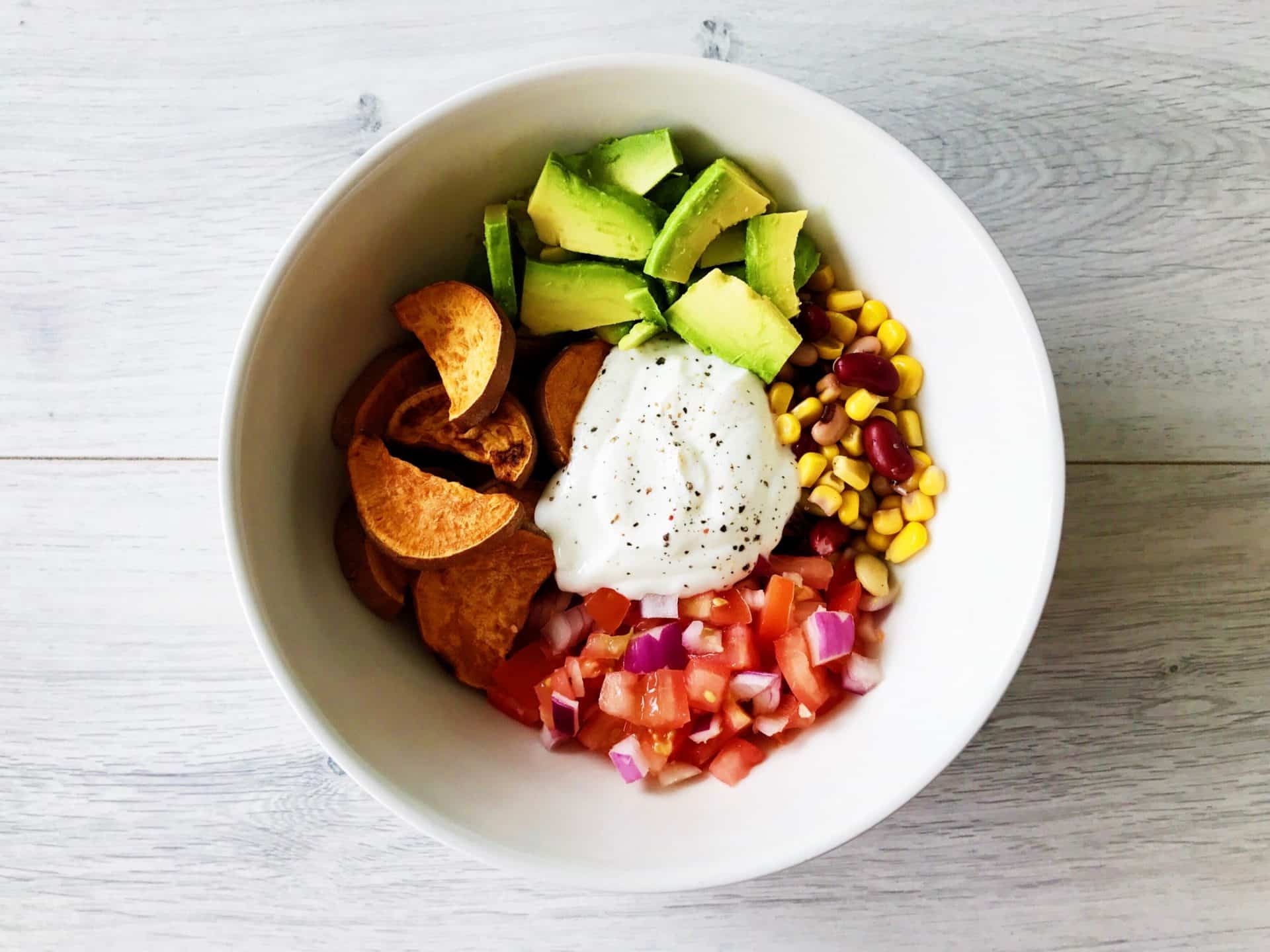 Tex-Mexsalade met Zoete Aardappel uit de oven